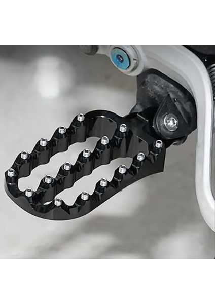 Motosiklet Ayak Kazıklar Dinlenme Pedalı Footrest Footpeg Ktm 690 790 890 950 990 1050 Husqvarna Motosiklet Aksesuarları (Yurt Dışından) fiyatları