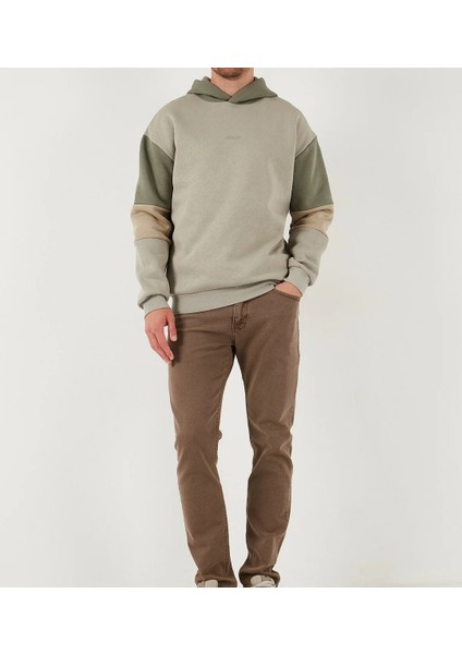 Erkek Pamuklu Regular Fit Kapüşonlu Içi Tüylü Yumuşak Şardonlu Kolu Parçalı 3 Iplik Sweat modelleri