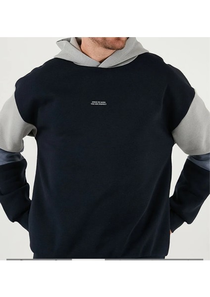 Erkek Pamuklu Regular Fit Kapüşonlu Içi Tüylü Yumuşak Şardonlu Kolu Parçalı 3 Iplik Sweat