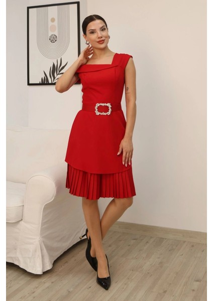 Tek Omuzlu Eteği Piliseli Kemerli Midi Elbise 2373-KIRMIZI