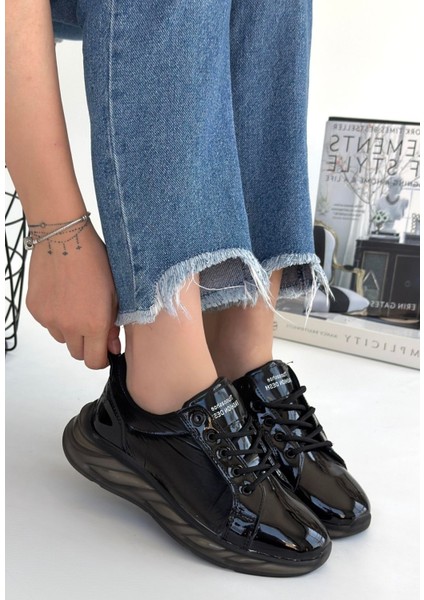 Piona Siyah Rugan Gri Tabanlı Spor Ayakkabı modelleri