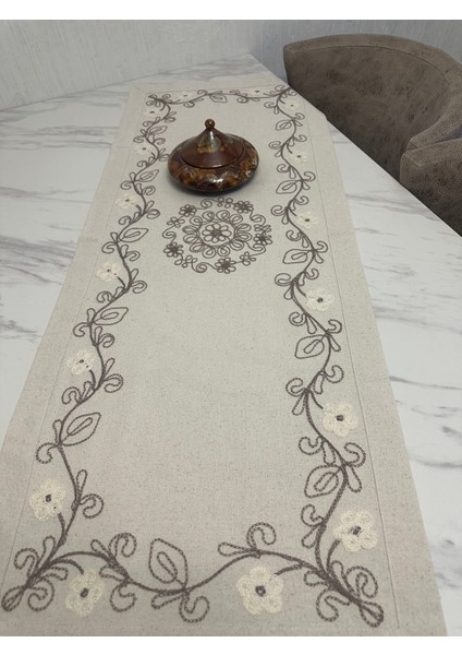 Buldan Keten Kahverengi Süzeni Nakış Işlemeli Runner fiyatları