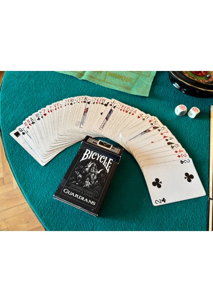 Çantasında Avrupa Oyun Takımı modelleri