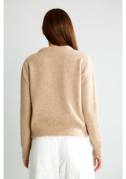 Ofis Şıklığı Düğmeli Uzun Kollu Triko Ceket fırsatları