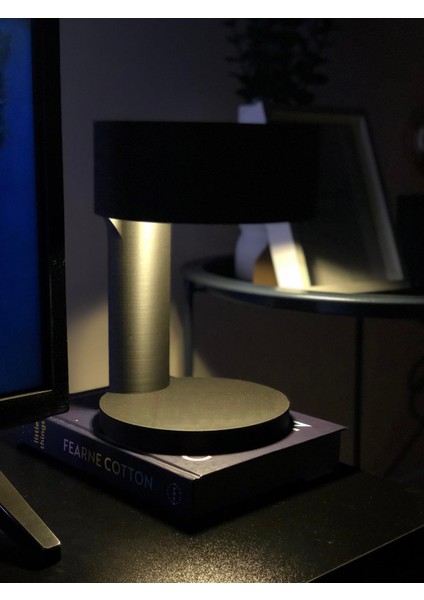 Küçük Masa/komodin - Moderna modelleri