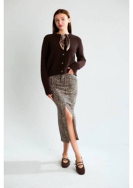 Ofis Şıklığı Düğmeli Uzun Kollu Triko Ceket modelleri