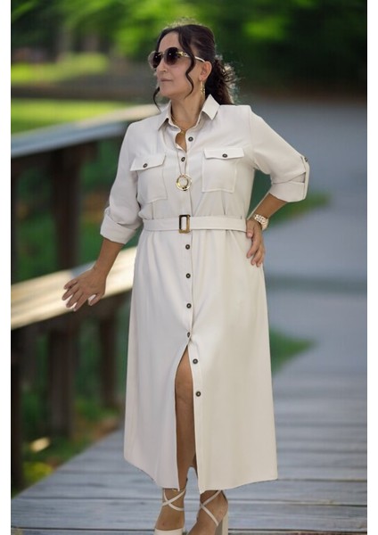 Boydan Düğmeli Kuşaklı Çift Göğüs Cepli Katlamalı Kol Detaylı Cupro Kumaş Büyük Beden Elbise indirimleri