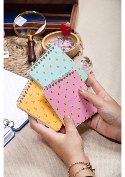 10X10 cm 3'lü Meyve Desenli Karton Kapaklı Spiralli Cep Defteri Bloknot Not Defteri