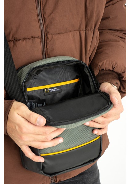 Outdoor Serisi Imperteks Kumaş Şık ve Fonksiyonel Erkek Bel Omuz Göğüs Çapraz Çantası fiyatları