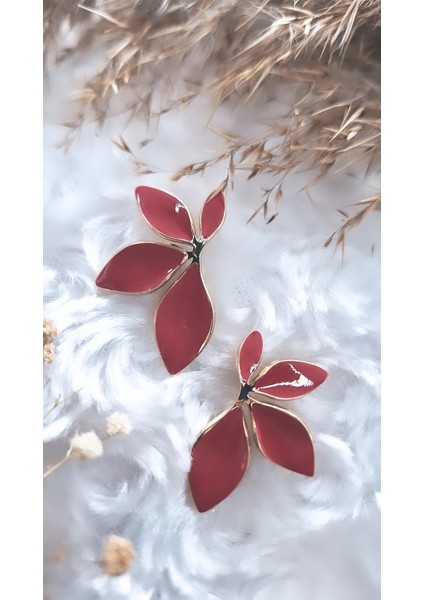 Kırımızı Mineli Dört Yaprak Çelik Küpe