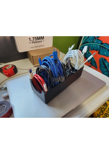 USB Kablo Düzenleyici Saklama Kutusu - Gridfinity