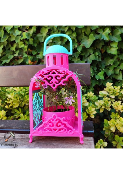 Şık Fener Saksı – 3D Yazdırılabilir Ev ve Bahçe Dekoru