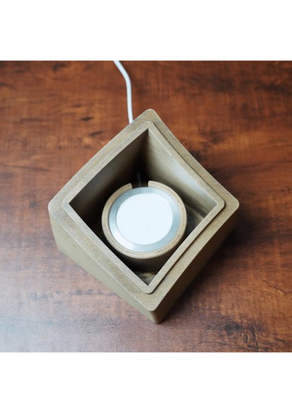 Kare Voronoi Lambası indirimleri