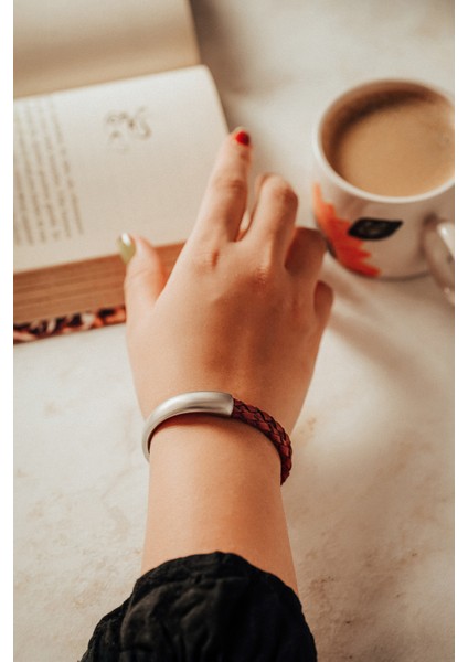 Kuğu Model Örgü Bileklik indirimleri