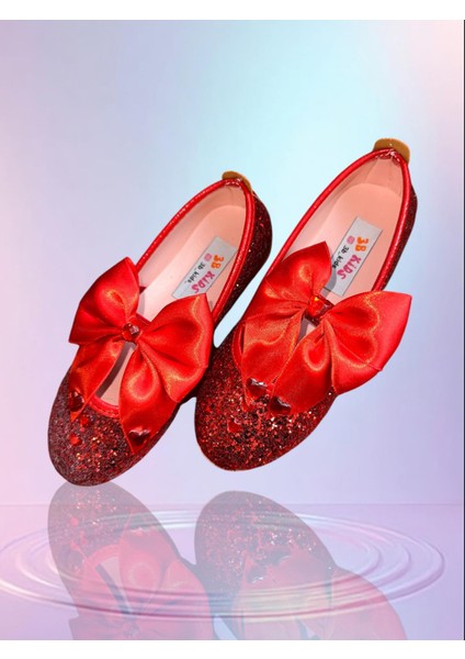 23 Nisan Işıklı Kırmızı Tütü Etek Kırmızı Babble Saç Kırmızı Babet Türk Bayrağı Rozet Seti modelleri