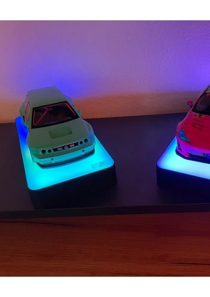 Jp Performance Pace Müzesi Araba Teşhir Standı (1/18 Ölçekli)