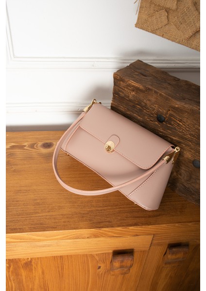 Gala Sert Kalıp Tek Omuz Askılı Kadın Omuz Çantası El Çantası, Şık Çanta, Baget Çanta modelleri