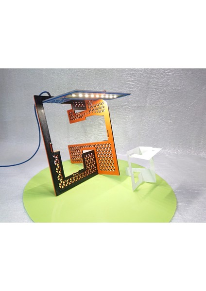 "kaybolan" Katlanır Masa Lambası. Kirigami.