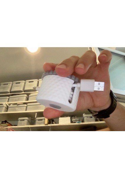 USB Kablosu Biriktirme Tutucu Organizatör