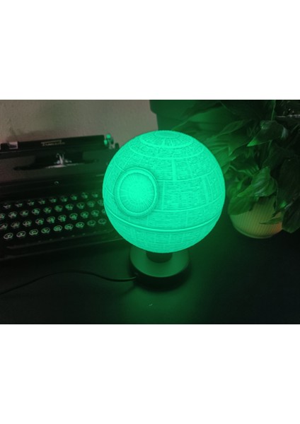 Ölüm Yıldızı Masa Lambası fırsatları