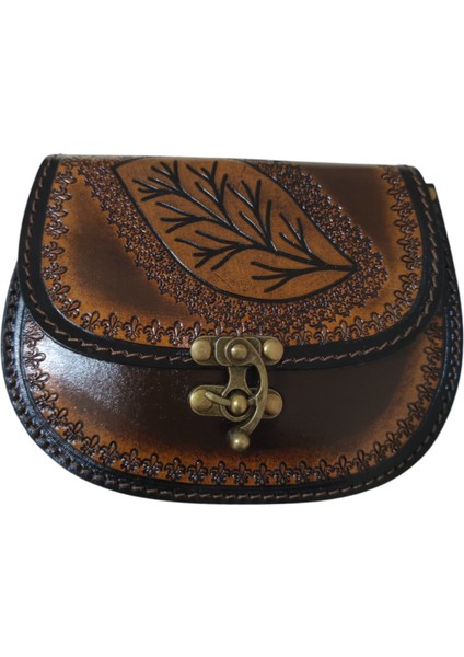 El Yapımı Hakiki Deri Bohem Kadın Çapraz Çanta - El Kabartma Vintage Tarz - Sanatsal El Işçiliği Omuz Çantası