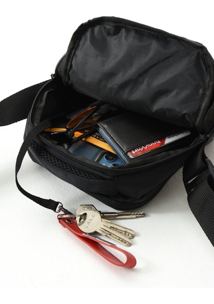 Outdoor Serisi Imperteks Kumaş Şık ve Fonksiyonel Erkek Bel Omuz Göğüs Çapraz Çantası fırsatları