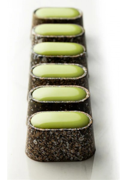 Polikarbon Oval Pralin Çikolata Kalıbı 14.5 gr | CM-4064 indirimleri