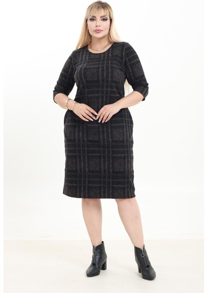 Çift Cepli Desenli Esnek Kışlık Büyük Beden Midi Elbise 18B-2738 indirimleri