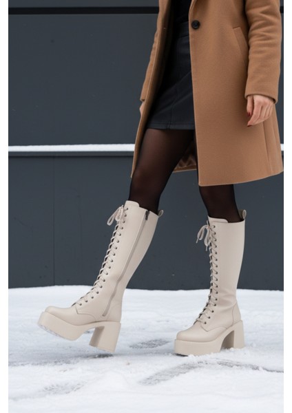 Kalın Yüksek Topuklu Fermuarlı Diz Altı Sade Bağcıklı Kadın Krem Çizme