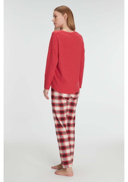 Arias Closet Pamuklu Kışlık Kare Desenli Uzun Kol Pijama Takımı fiyatları