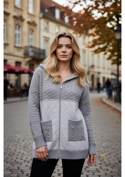 Kadın Büyük Beden Kapüşonlu Cepli Taş Detay Kapitoneli Triko Hırka fiyatları