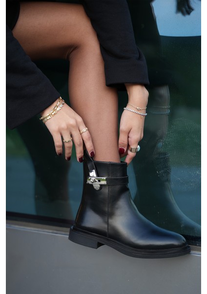 Kadın Fermuarlı Tokalı Günlük Bot Velis Siyah fiyatları