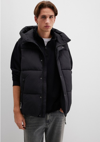 Kapüşonlu Siyah Şişme Yelek 0110306-900