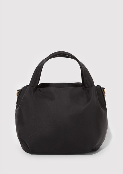 Siyah Kadın Çarpraz Çanta 1911660-900 Aksesuar Koleksiyonundan Şık ve Ergonomik Tasarım