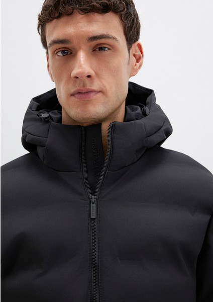 Kapüşonlu Siyah Şişme Mont 0110652-71379