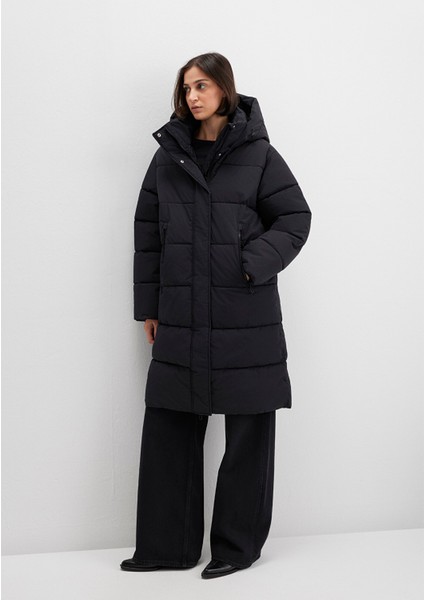 Kapüşonlu Siyah Uzun Şişme Mont 1110228-900