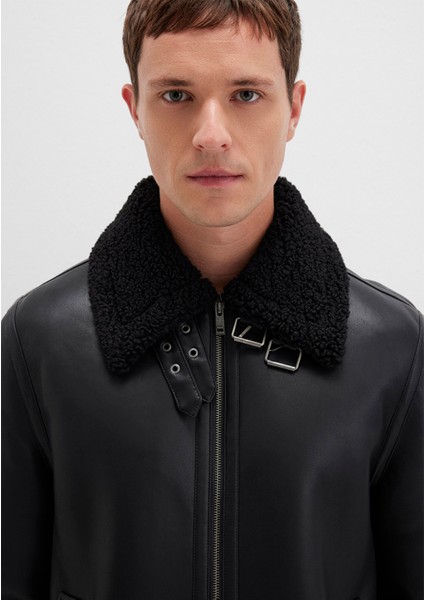 Suni Kürk Detaylı Siyah Suni Deri Ceket 0110670-71379