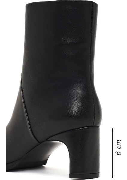 Kadın Siyah Kısa Kalın Topuklu Deri Bot 25WFD133518 fiyatları