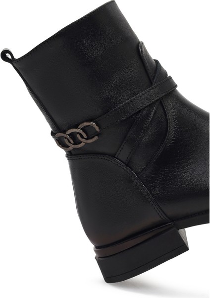 Kadın Siyah Fermuarlı Tokalı Deri Bot 25WFD413718