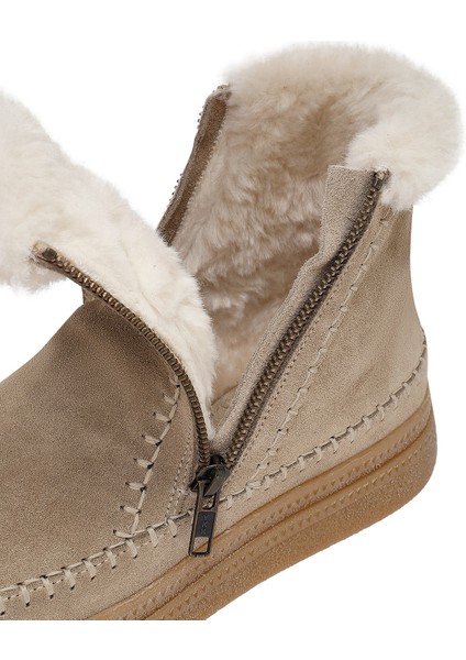 Kadın Bej Fermuarlı Kalın Tabanlı Süet Deri Teddy Bot 25WFD205110