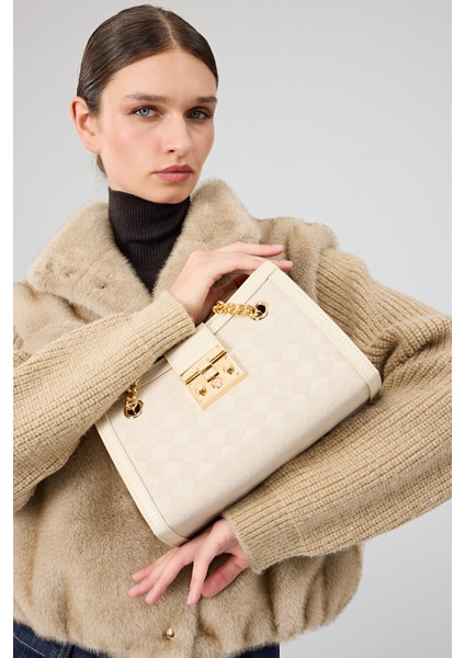 Cortina Kadın Bej Kısa Teddy Mont 25WGP5312FX