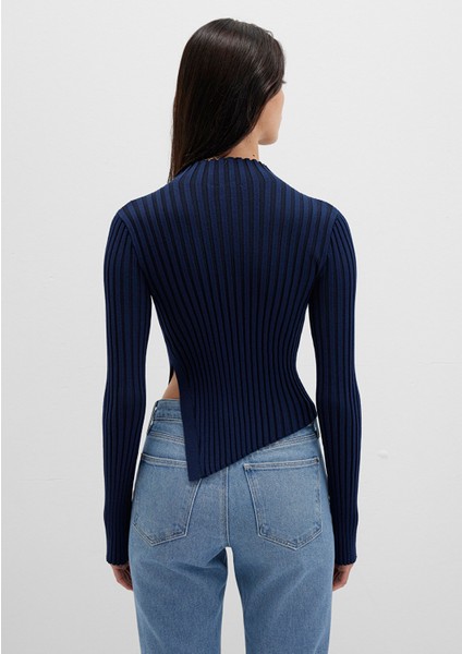 Yırtmaç Detaylı Lacivert Kazak 1710789-70497