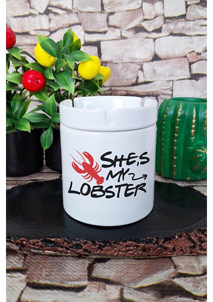 She's My Lobster Friends Baskılı Seramik Kapaklı Kokusuz Küllük
