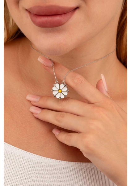 Açılır Kapanır Çift Kullanımlı Papatya Kadın Gümüş Kolye