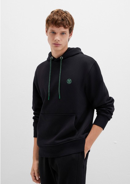 Mavi Logo Nakışlı Kapüşonlu Siyah Sweatshirt 065809-900