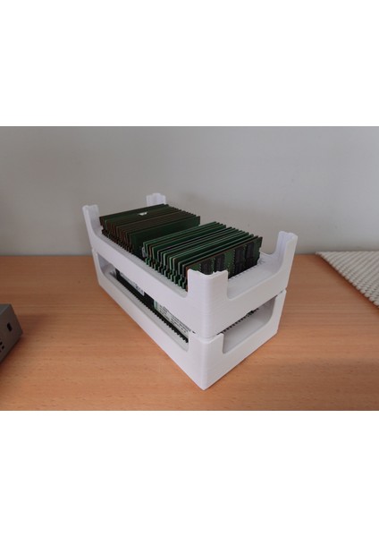 Ram Düzenleyici Tepsisi - Gridfinity ve Istiflenebilir