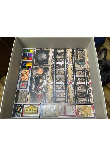 Zombicide Undead Or Alive Organizatörü