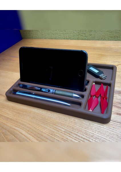 Şık Masa Düzenleyici