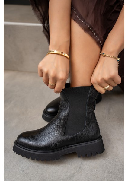 Audrey Siyah Lastikli Hakiki Deri Bot modelleri