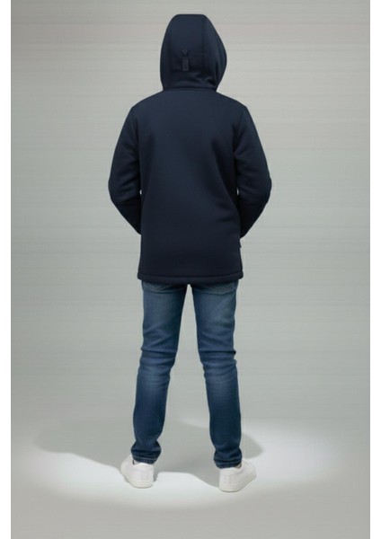 Erkek Çocuk Kapüşonlu Fermuarlı Dik Yaka Su ve Rüzgar Geçirmez Softshell Mont indirimleri
